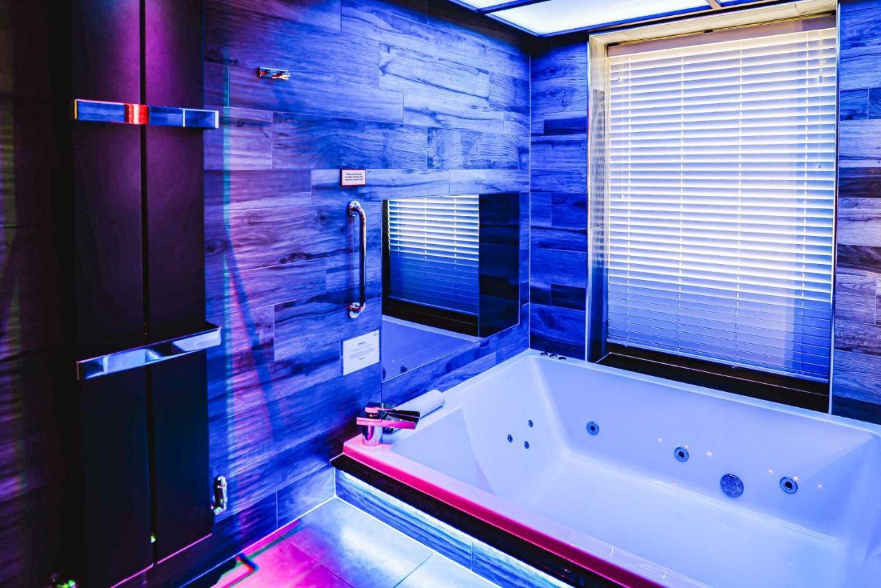 Church Suites By The Cranleigh Boutique Боунес-он-Уиндермер Экстерьер фото